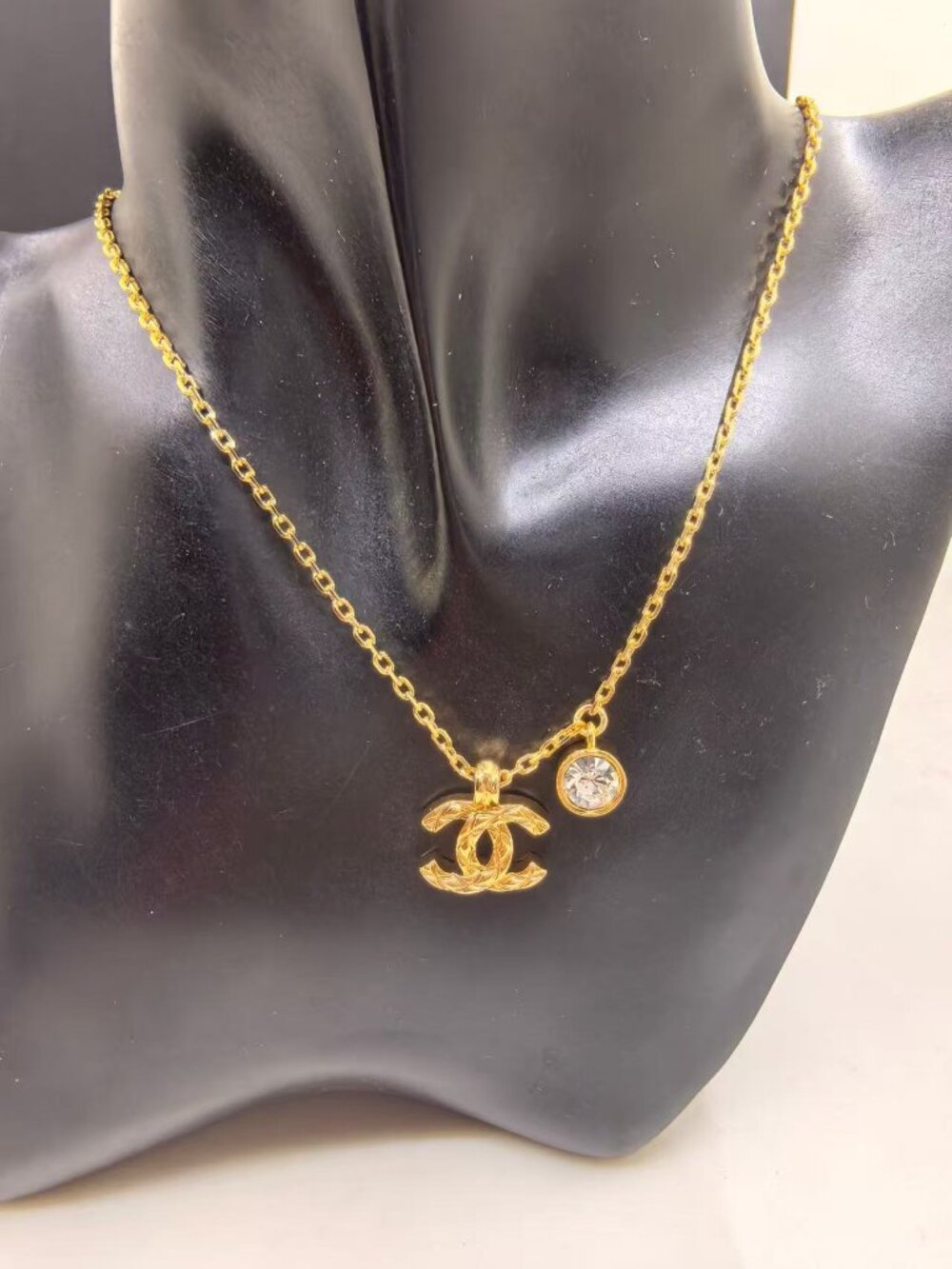 ❤️CHANEL The gold-checkered CC white diamond necklace - Picture 3 of 5